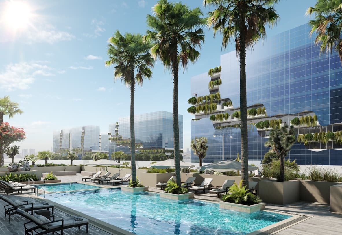 Swimming pool