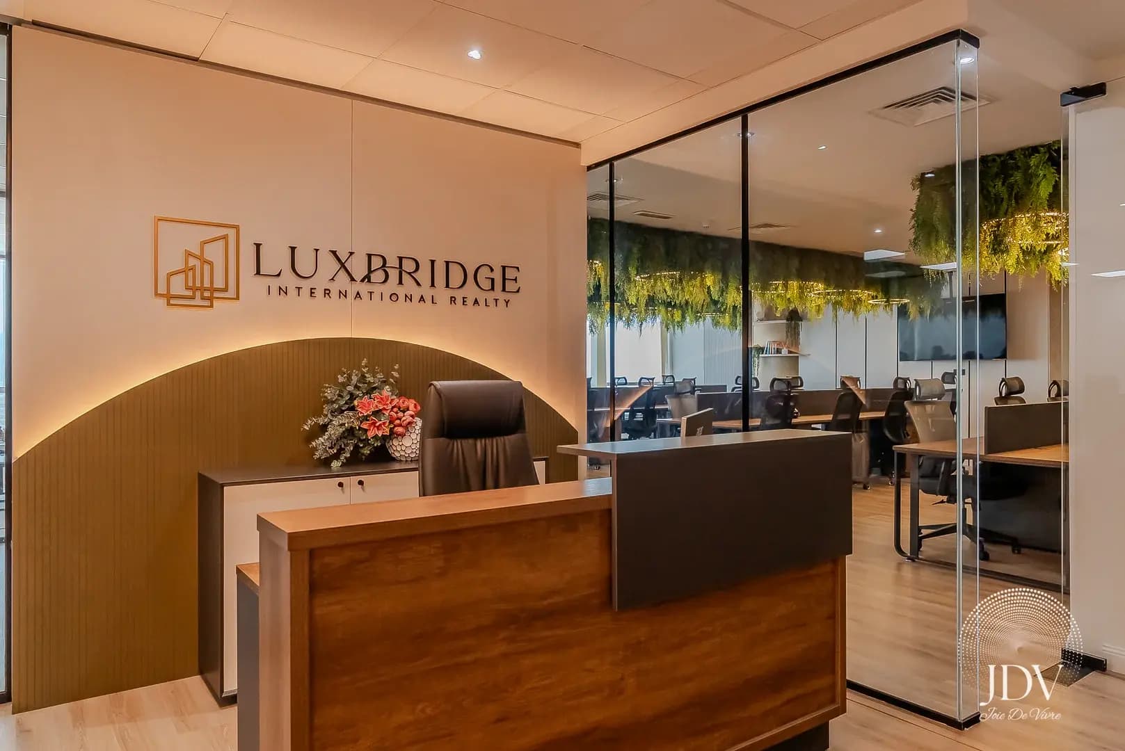 Luxbridge International Realty