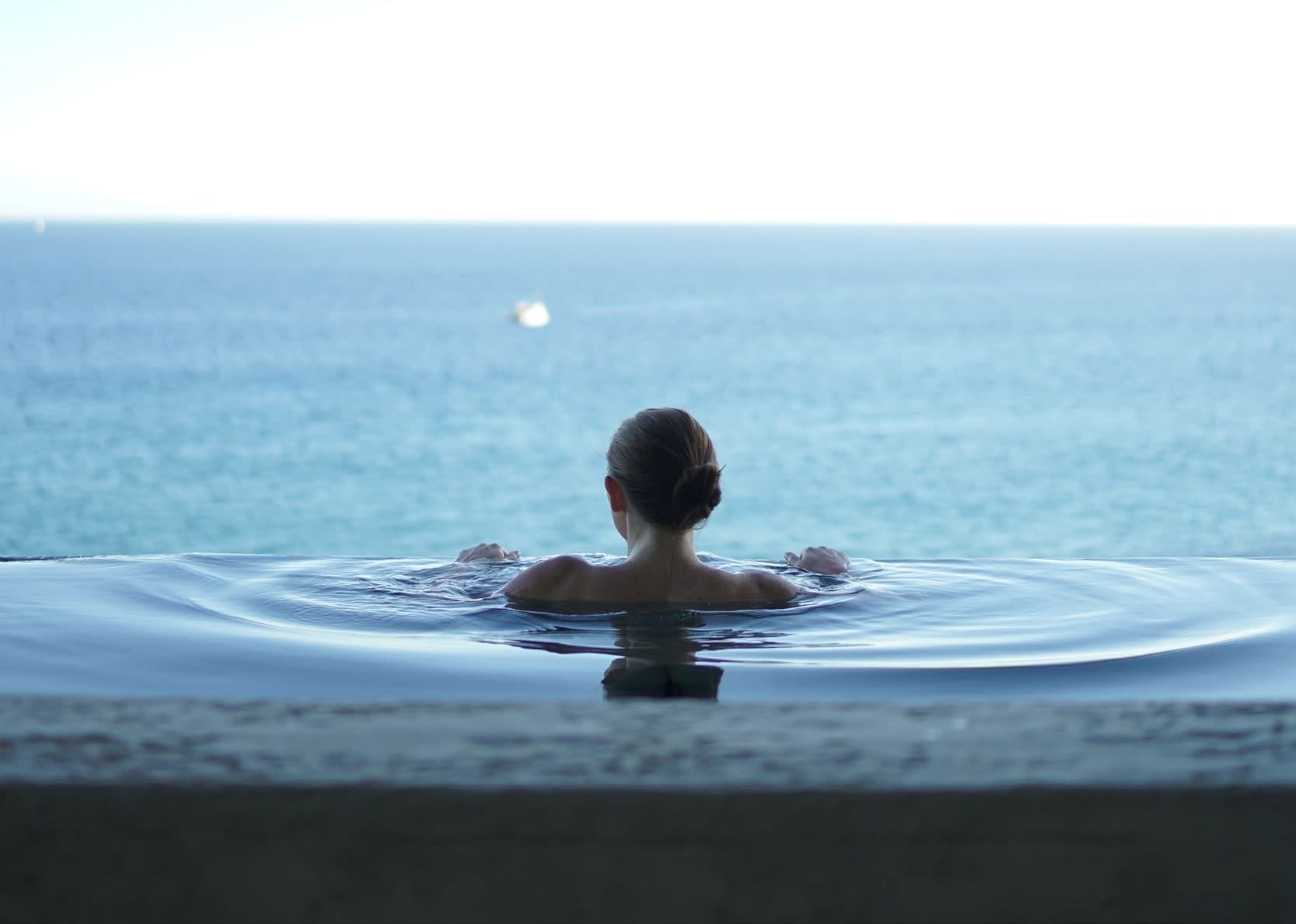 4 Exclusive Residence Pools