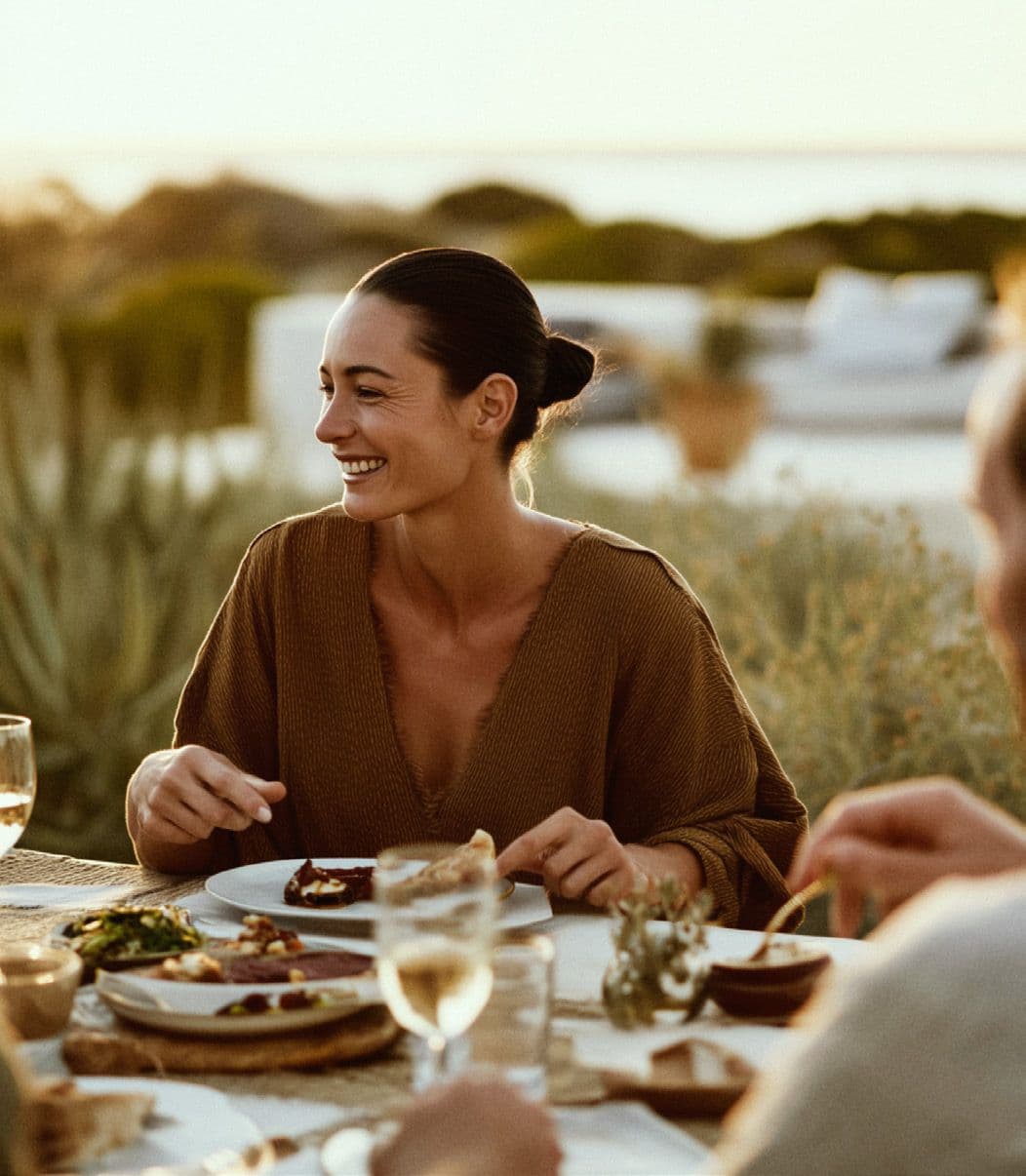 Restaurants, Cafés & Plazas