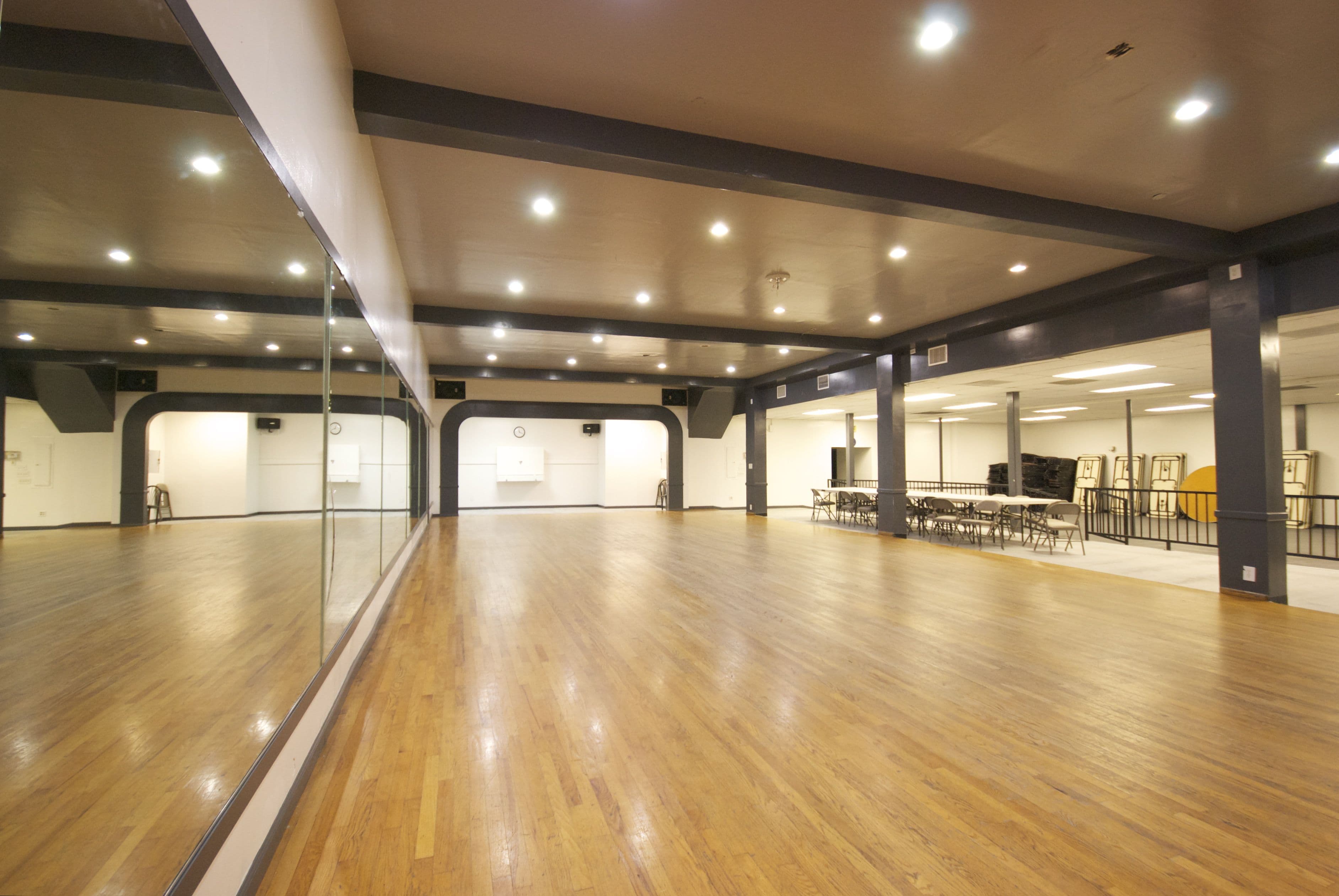Leos Dance Studio